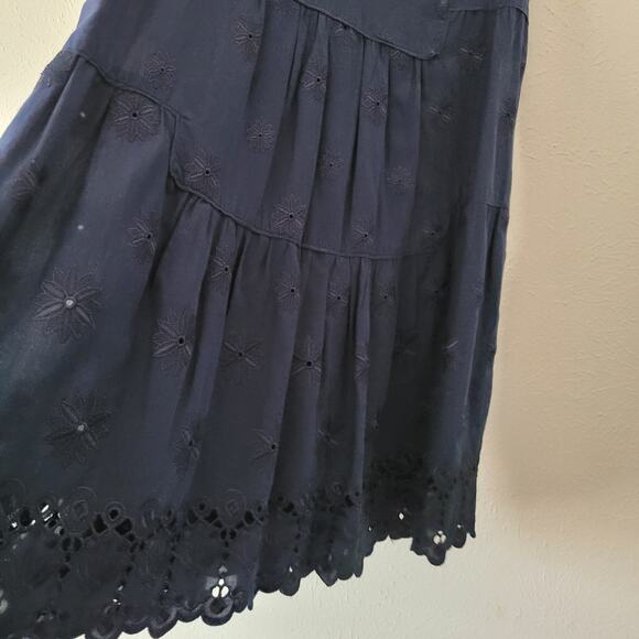 Diane Von Furstenberg Lace cut out Sleeveless dress in navy - Picture 5 of 10